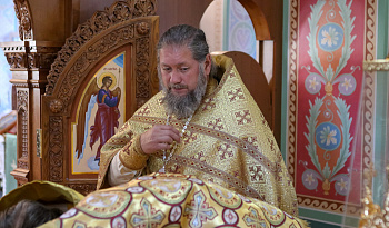 Литургия в день памяти мчч. Сергия и Вакха