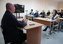 Религиовед Роман Силантьев рассказал курганским студентам о сектах и «вирусе Колумбайна»