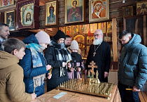 Курганский храм Серафима Саровского посетили гости из православной гимназии