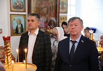 Митрополит Даниил в Шадринске возглавил Литургию в честь 10-летия местной епархии