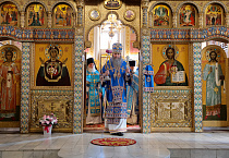 Митрополит Даниил в праздник Благовещения совершил Божественную литургию