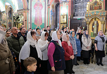 В Рождество Христово 2025 года митрополит Даниил совершил ночную праздничную службу