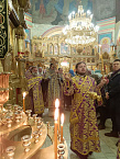 Митрополит Даниил совершил Литургию в Крестопоклонную неделю в курганском кафедральном соборе