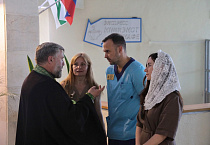 Пациенты медучреждений Кургана и ветераны СВО приложились к мощам святого Патриарха Тихона