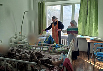 Пациентов хосписа села Садовое поздравили с Пасхой