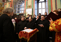 В престольный праздник Александро-Невского кафедрального собора прошла Литургия двух архиереев
