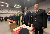 Курганский священник участвовал в церемонии приведения к присяге первокурсников