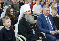 «Возвращайтесь всегда на родину…»: В Кургане презентовали фильм о православном меценате, сенаторе Сергее Муратове