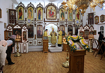 Глава Курганской митрополии совершил Литургию в Христорождественском храме Кургана