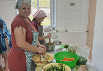 В Курганской епархии продолжается реализация проекта «Социальная столовая «Покров»