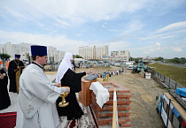 Михаил Мишустин оценил красоту строящегося в Кургане Троицкого собора