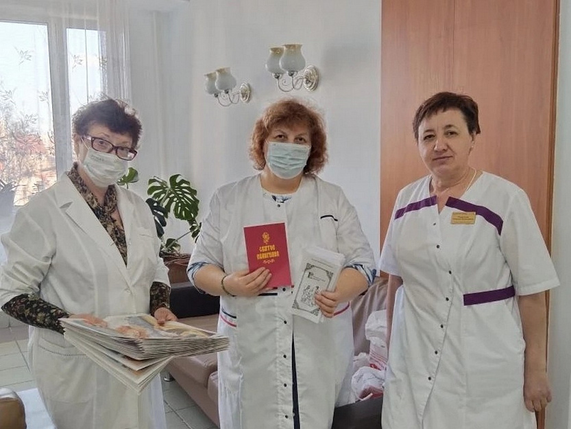 В праздник Благовещения в четырёх отделениях кардиодиспансера прошла миссия благовестия