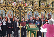 В Троицком соборе Кургана в праздник жен-мироносиц выступил «Поющий город»