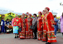 В Кургане в честь небесного покровителя Зауралья открылись праздничные «Александровские дни»