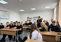 По инициативе сельского священника в Межборской школе прошёл урок о патриотизме