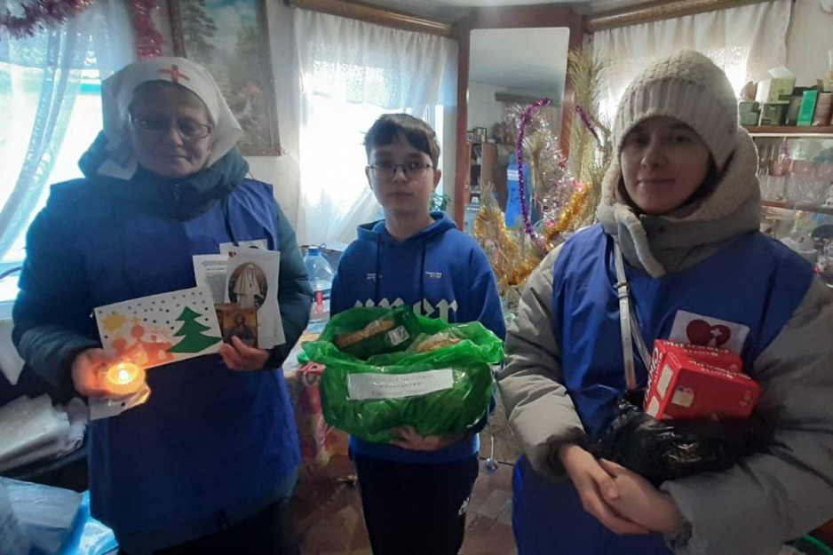В Кургане «Экипаж Милосердия» совершил рождественский выезд в многодетные семьи