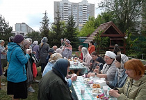 Празднование Троицы на приходе Покрова Пресвятой Богородицы города Кургана 