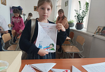 В Епархиальной воскресной школе прошла акция «Письмо солдату»