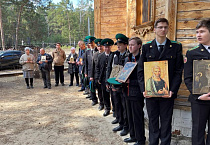 В гарнизонном храме Георгия Победоносца прошел пасхальный молебен памяти русских воинов