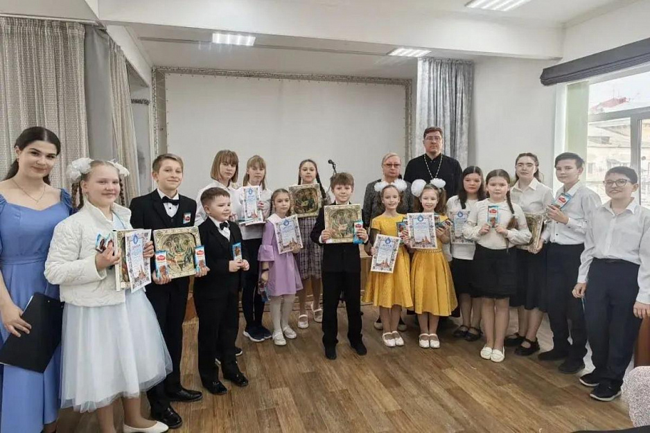 В Кургане подвели итоги юбилейного X Областного конкурса юных чтецов духовной поэзии и прозы «Искорки Божии»