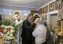 Митрополит Даниил совершил Литургию в храме в Варгашах