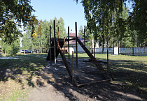Рядом с курганским храмом возводится корт