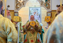 В храме села Темляково два митрополита отслужили Литургию