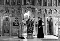Митрополит Даниил: «В эти дни страстные мы должны сопутствовать Христу, сострадать Ему и сораспинаться с Ним»