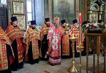 На Пасхальной великой вечерне священники Курганской епархии были удостоены церковных наград