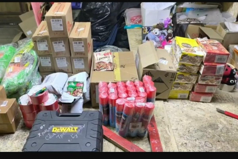 Два курганских прихода собрали очередную посылку для участников СВО