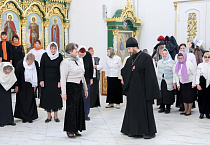 В Свято-Троицком соборе Кургана прозвучали рождественские песнопения