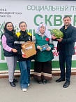 Подопечные курганского «Сквера милосердия» получают тёплую одежду