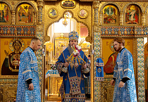 Митрополит Даниил в праздник Благовещения совершил Божественную литургию