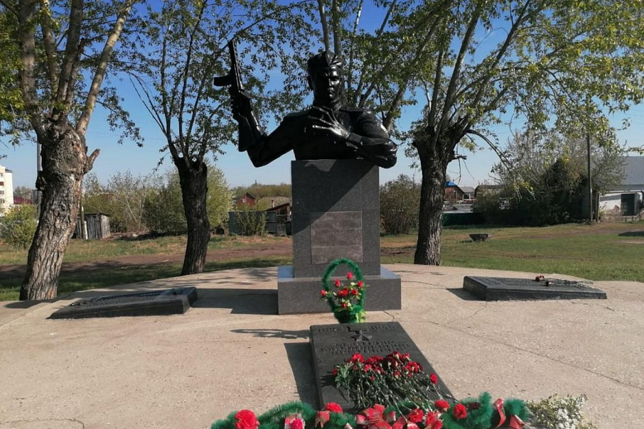 Курсанты военно-патриотического клуба «Воин» почтили память Героя Войны