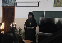 Монашествующие Курганской митрополии провели региональный этап Рождественских чтений
