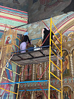 В Александро-Невском соборе Кургана волонтеры приступили к очистке иконостаса