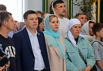 Митрополит Даниил в пятый раз совершил Литургию в престольный праздник Свято-Троицкого собора Кургана