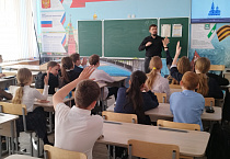 Новые показы фильма Курганской епархии «Аня, плыви!» посетили более 300 школьников 