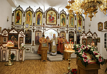 В Курганском храме Рождества Христова состоялась архиерейская пасхальная Литургия