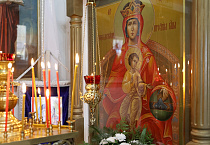 В храме села Садовое совершена первая архиерейская Литургия
