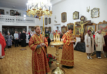 В Курганском храме Рождества Христова состоялась архиерейская пасхальная Литургия