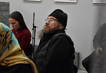 Курганские священники побывали на премьере телеверсии спектакля-летописи «Наши: во имя жизни»