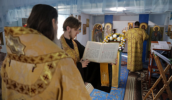 Литургия в день памяти ап. Иакова Алфеева
