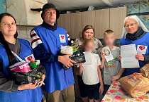  В Кургане «Экипаж Милосердия» посетил в сентябре многодетные семьи