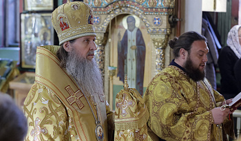 Предпразднство Воздвижения Честного и Животворящего Креста Господня. Божественная литургия