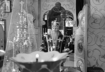 Митрополит Даниил совершил Литургию в понедельник Страстной седмицы