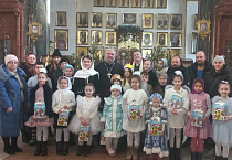 В Введенском храме прошел детский праздник