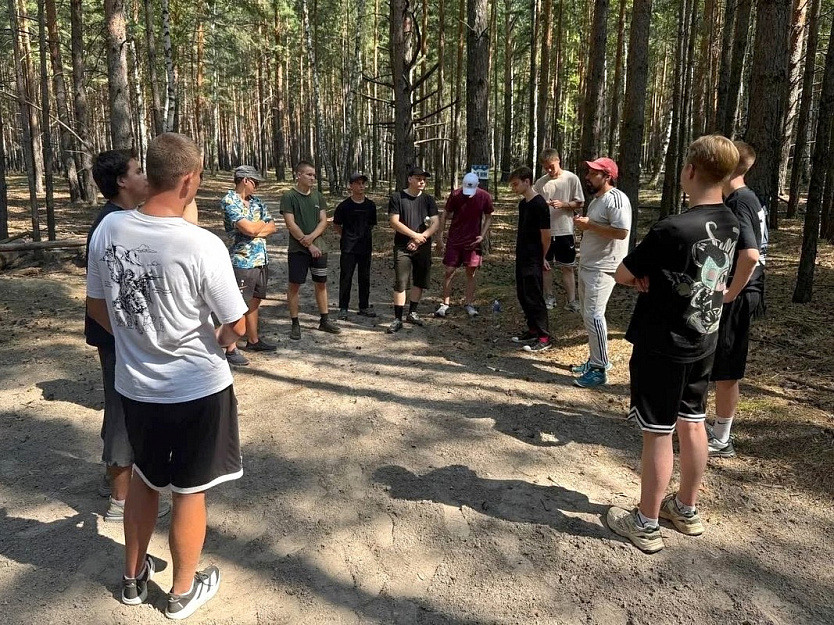 В Кургане курсанты ДОСААФ поучаствовали в программе КГТИ «Стратег»