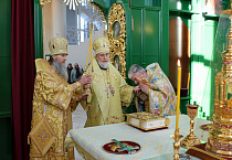 На Литургии в Троицком соборе Кургана пел хор Троице-Сергиевой лавры