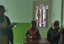 В Кургане священник 1 апреля посетил три социальных учреждения